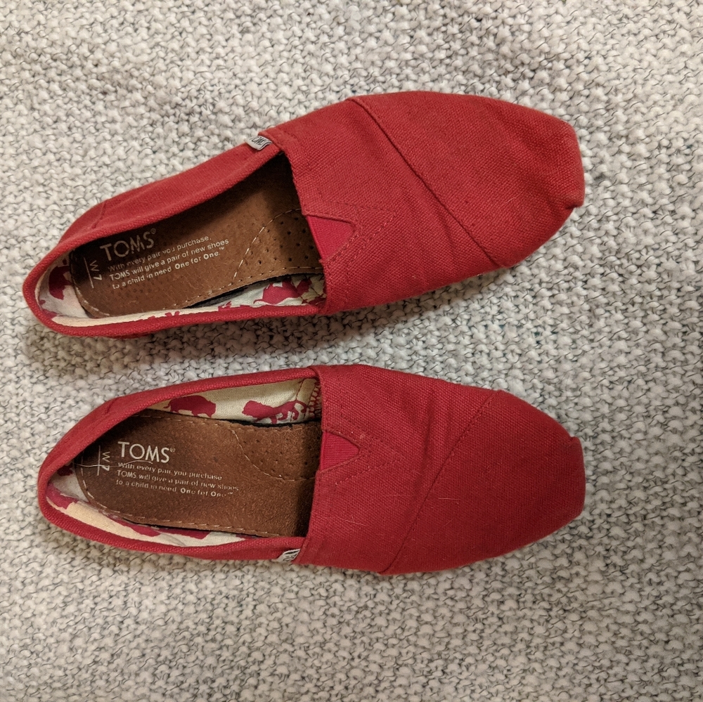 Red Toms